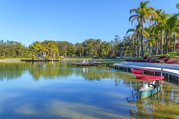 Nilora Resort — tropical lagoon pool